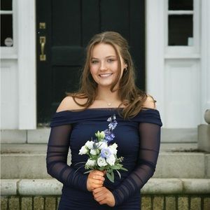 Meet your Posher, Claire